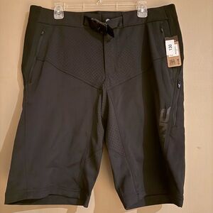 Dakine men’s MTB shorts XL NEW
